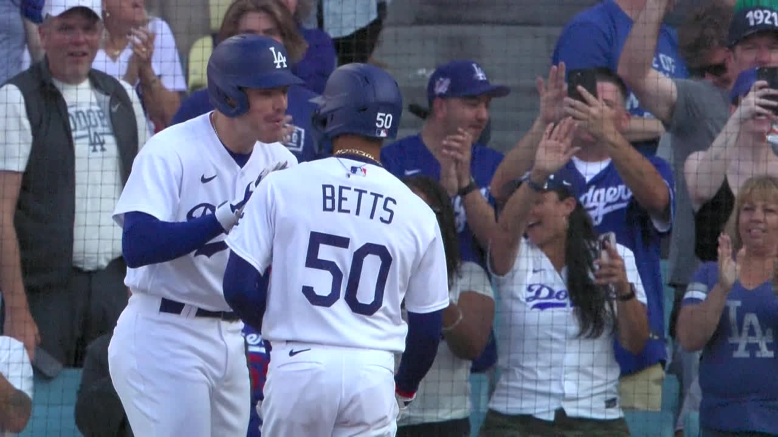 Mookie Betts belts two home runs, Dodgers score five runs in 10th