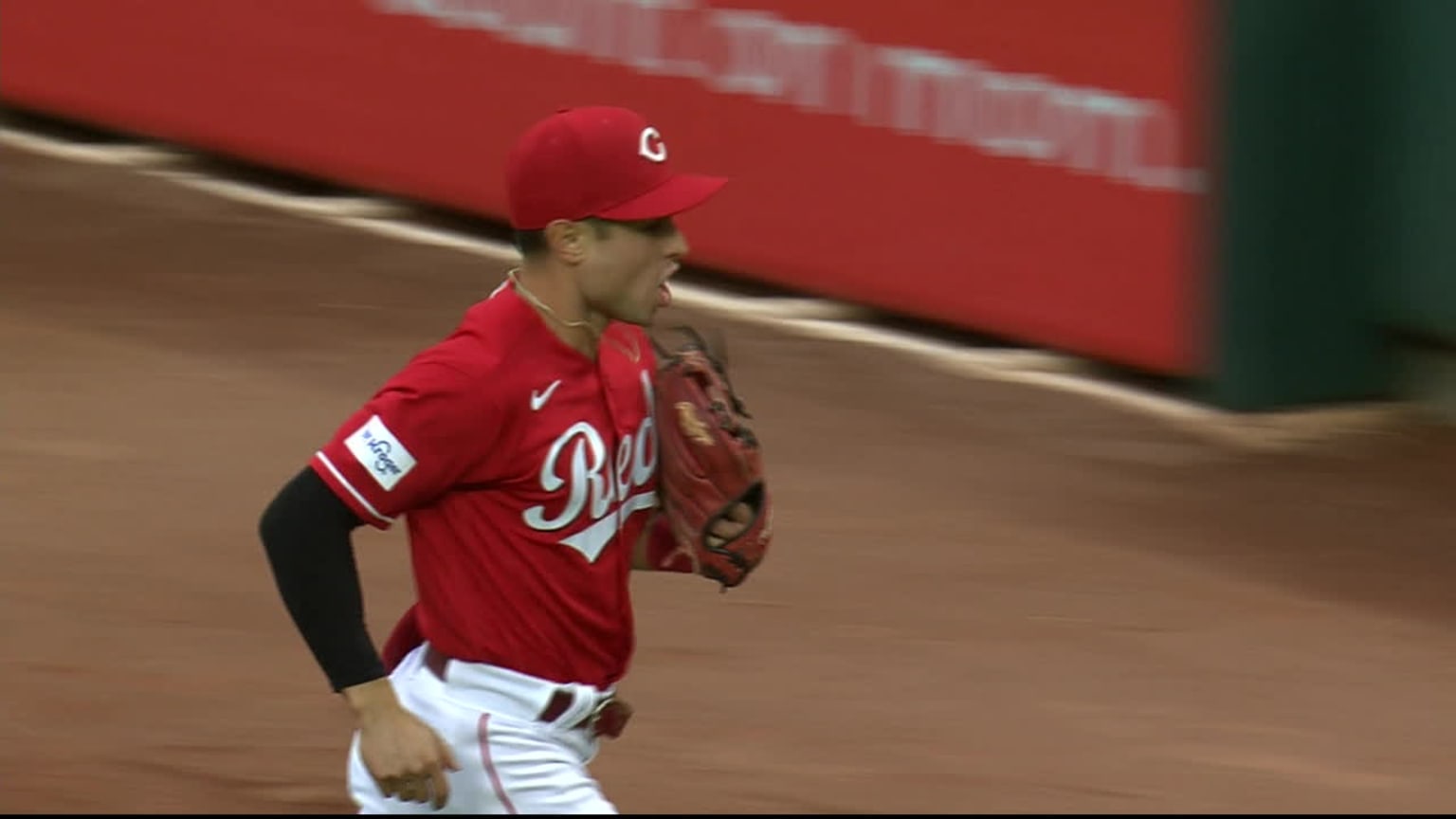 Alejo Lopez (Cincinnati Reds) takes batting practice in 2022 Spring  Training 