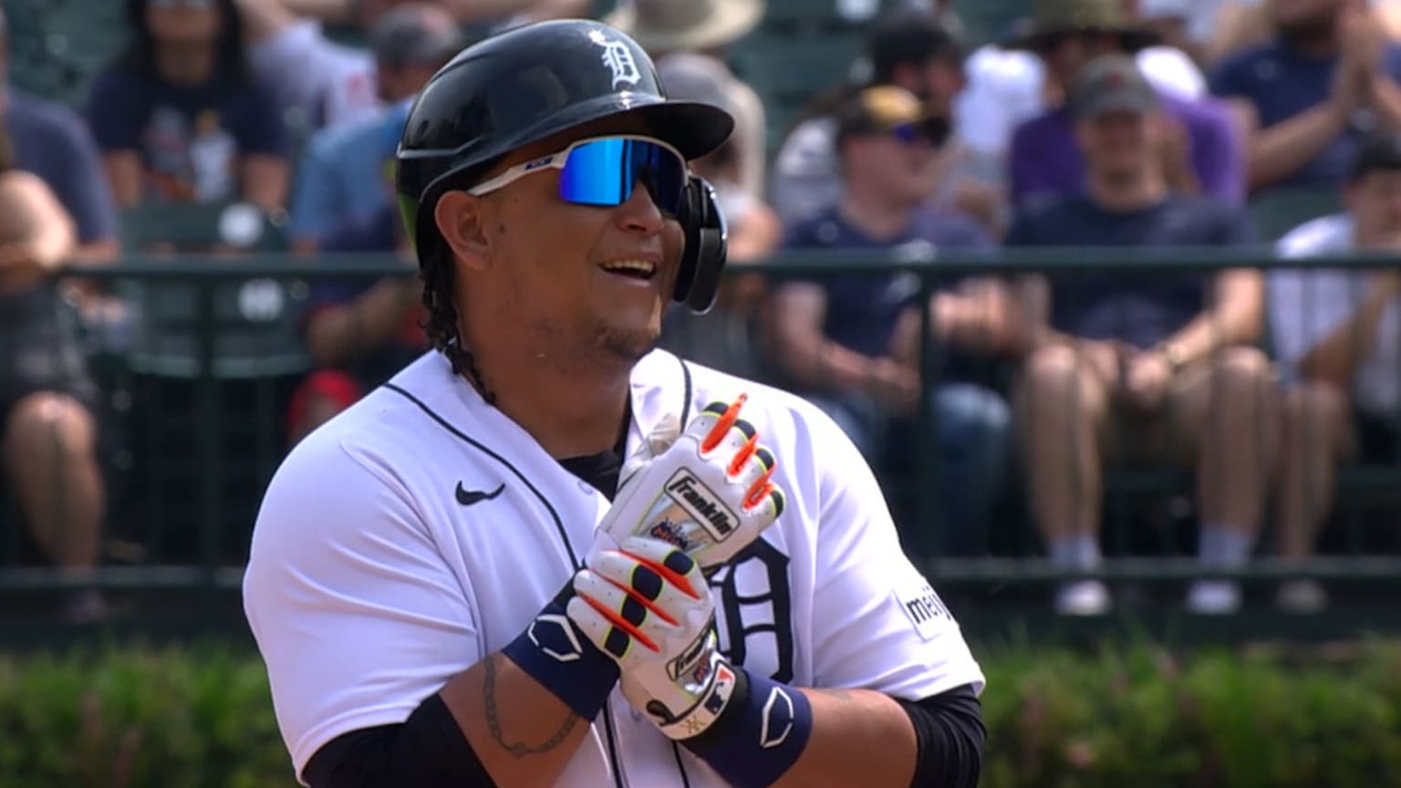 Miguel Cabrera's second double, 06/10/2023