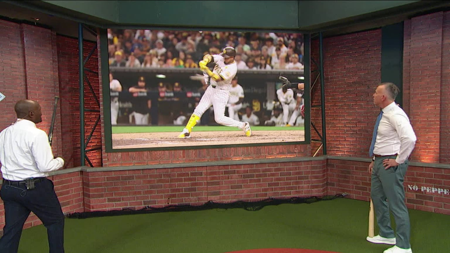 Breaking down Luis Arraez's swing | 09/06/2024 | Houston Astros