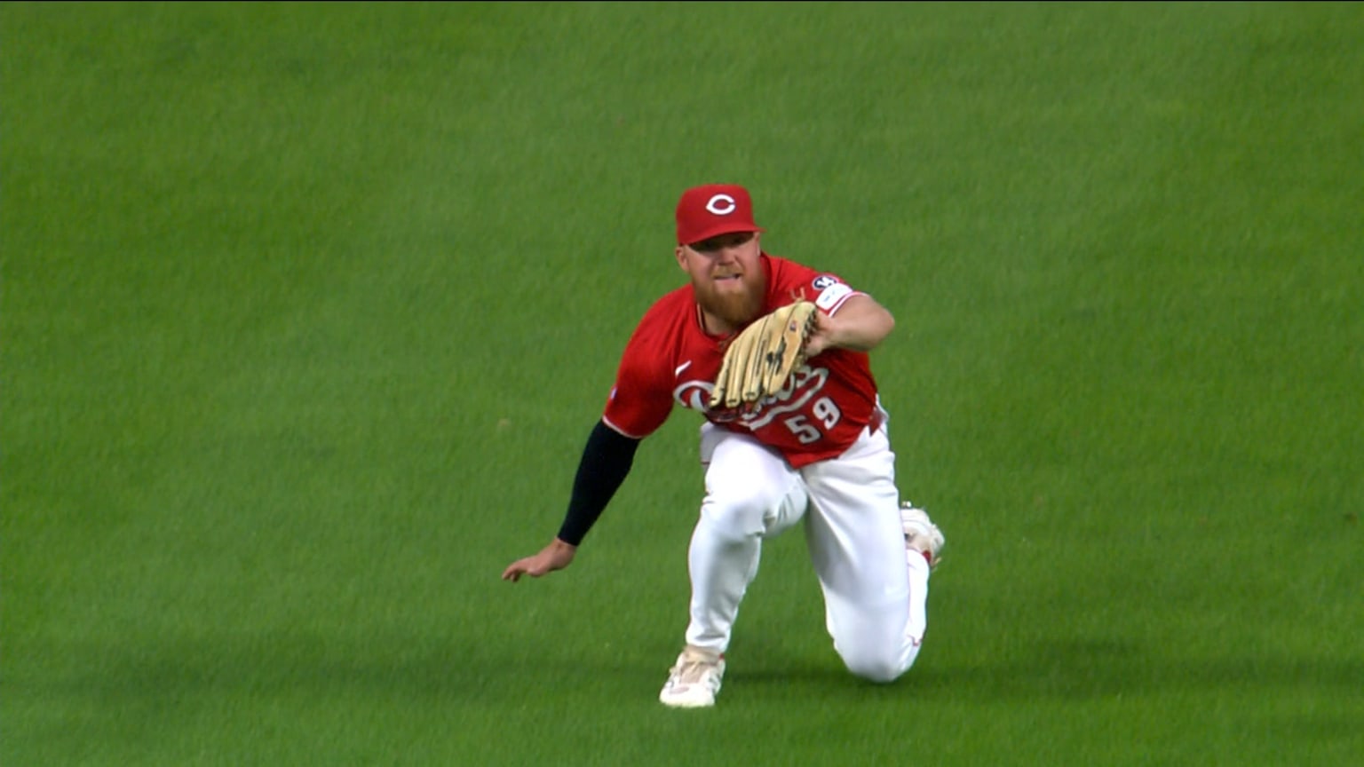 Blake Dunn's sliding catch | 04/30/2025 | Cincinnati Reds