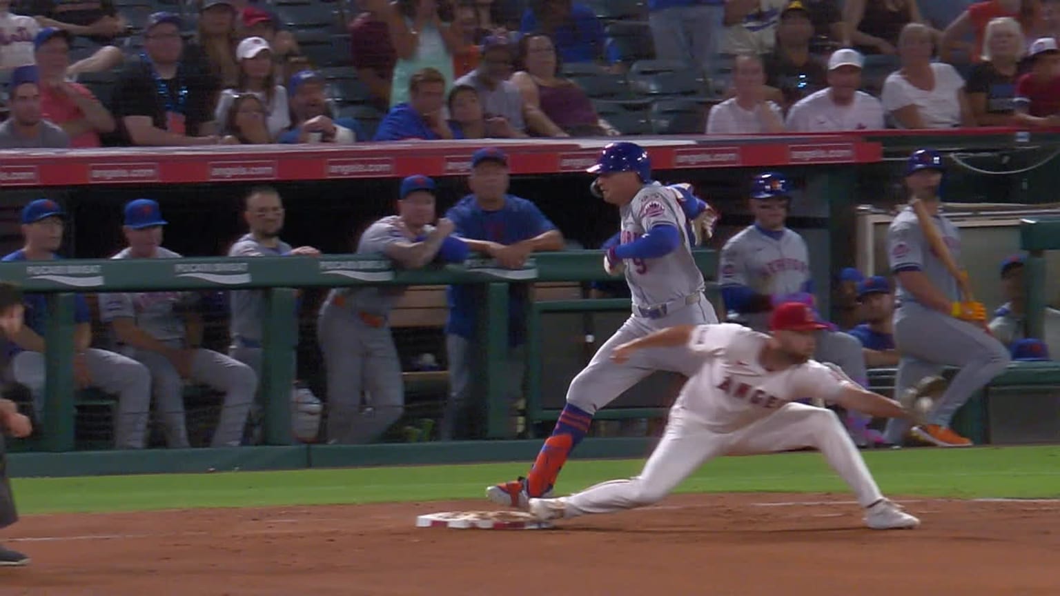 Zach Neto throws out Brandon Nimmo after review | 08/03/2024 | Los ...