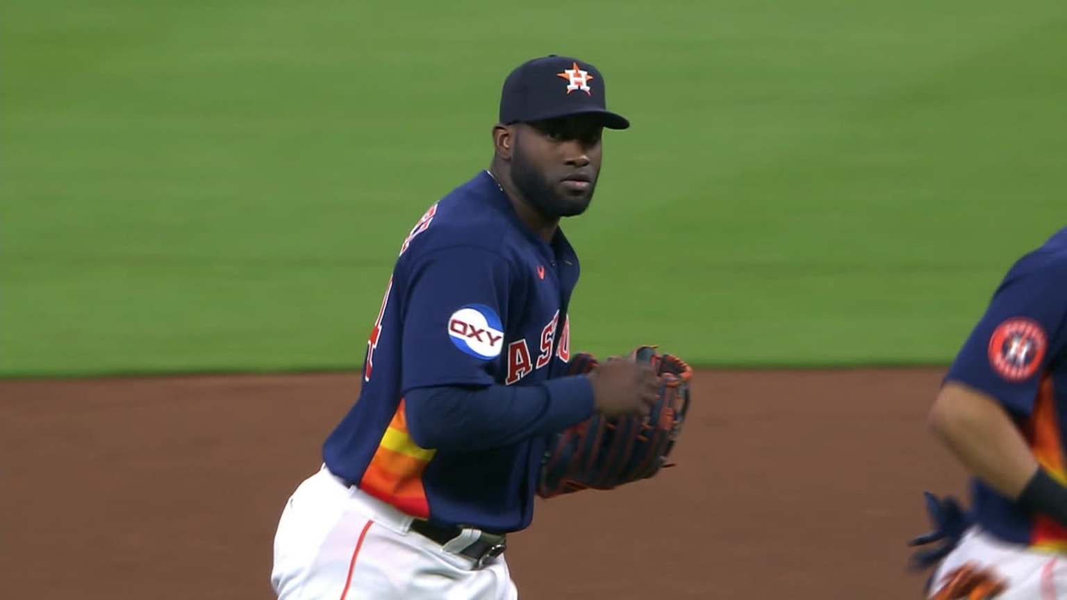 Alvarez throws out runner at home 04/04/2023 Houston Astros