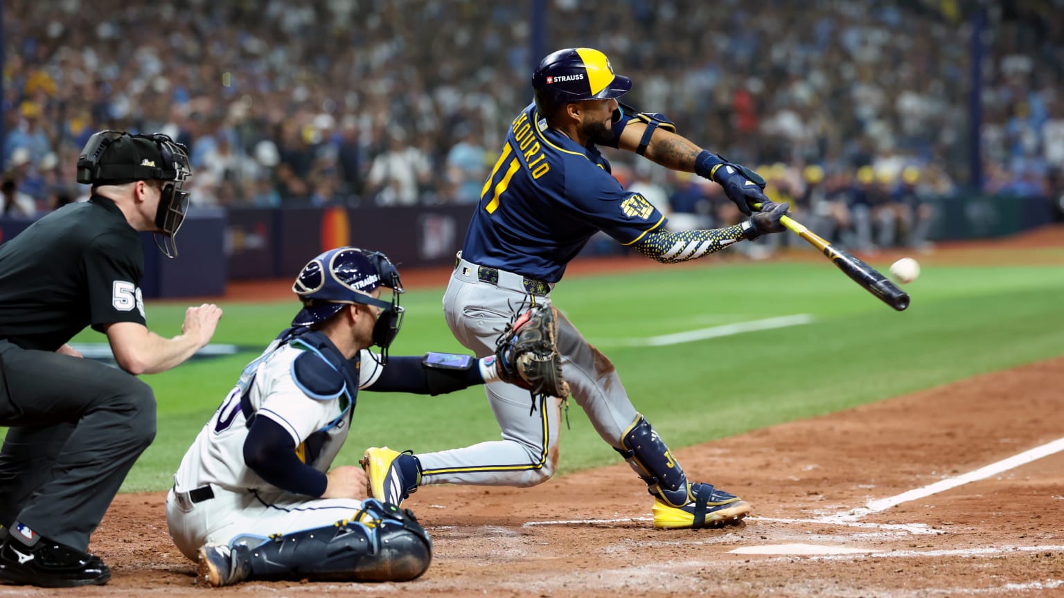 Jackson Chourio produce con doblete | 26/10/2026 | Los Blue Jays de Toronto