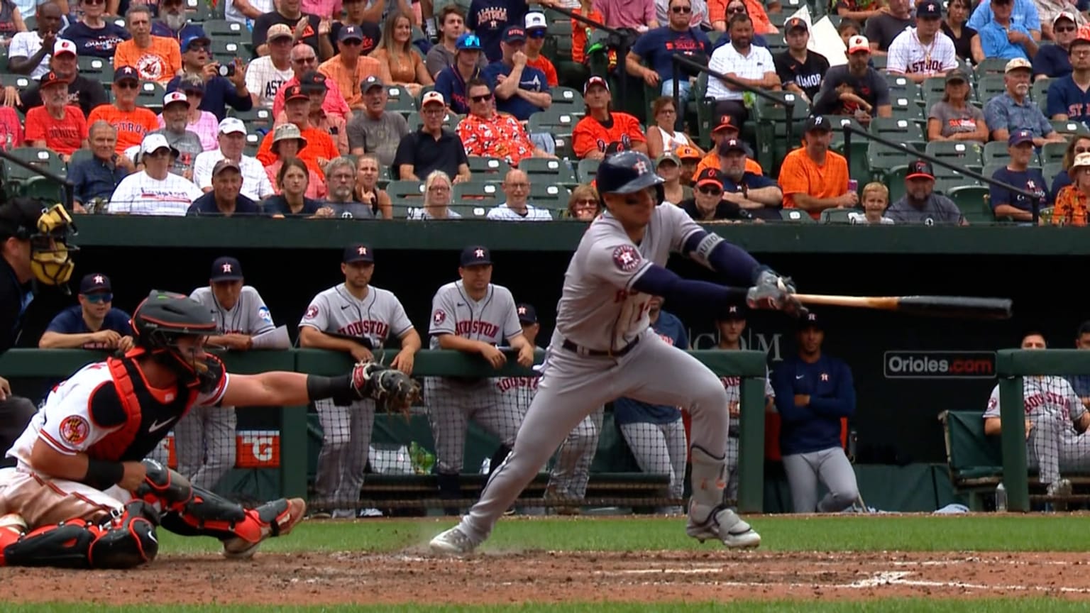 Mauricio Dubón's RBI single, 08/10/2023