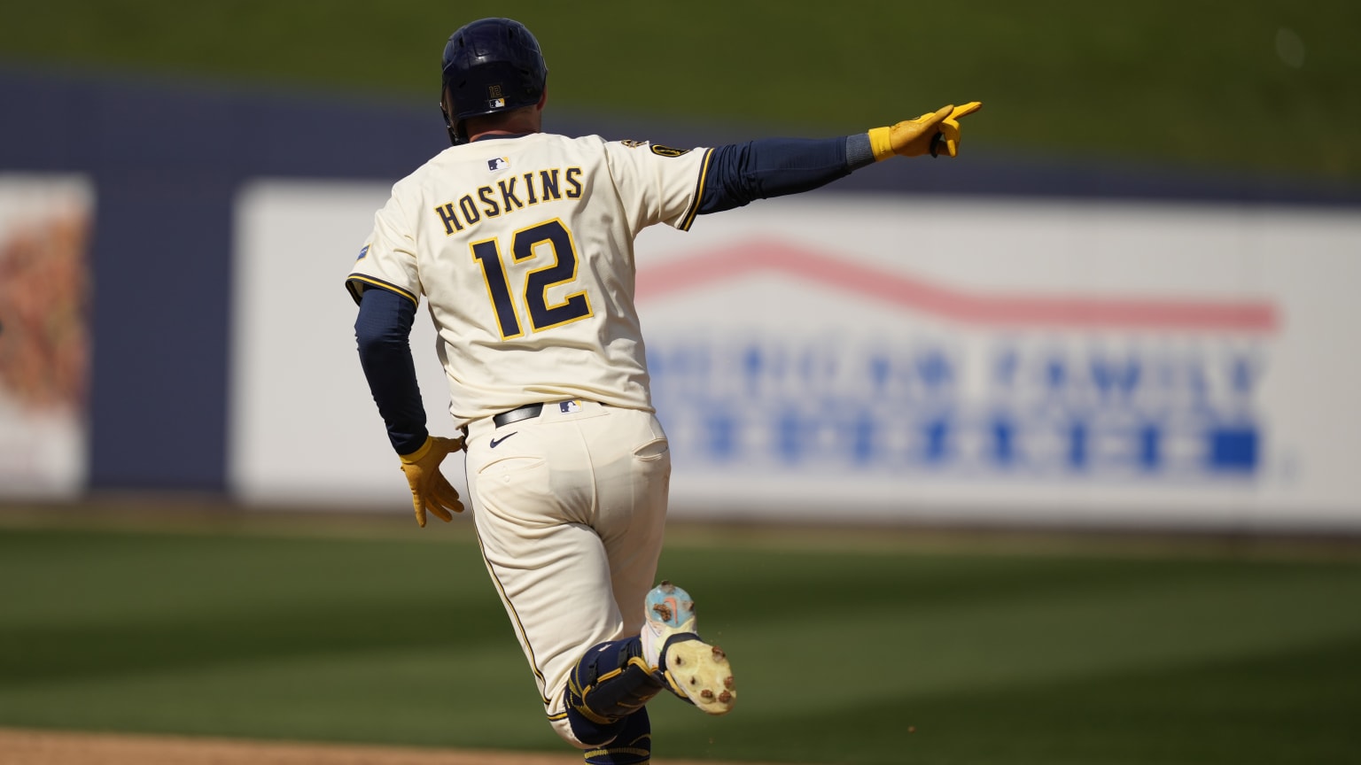 Rhys Hoskins' solo home run | 02/24/2025 | Milwaukee Brewers