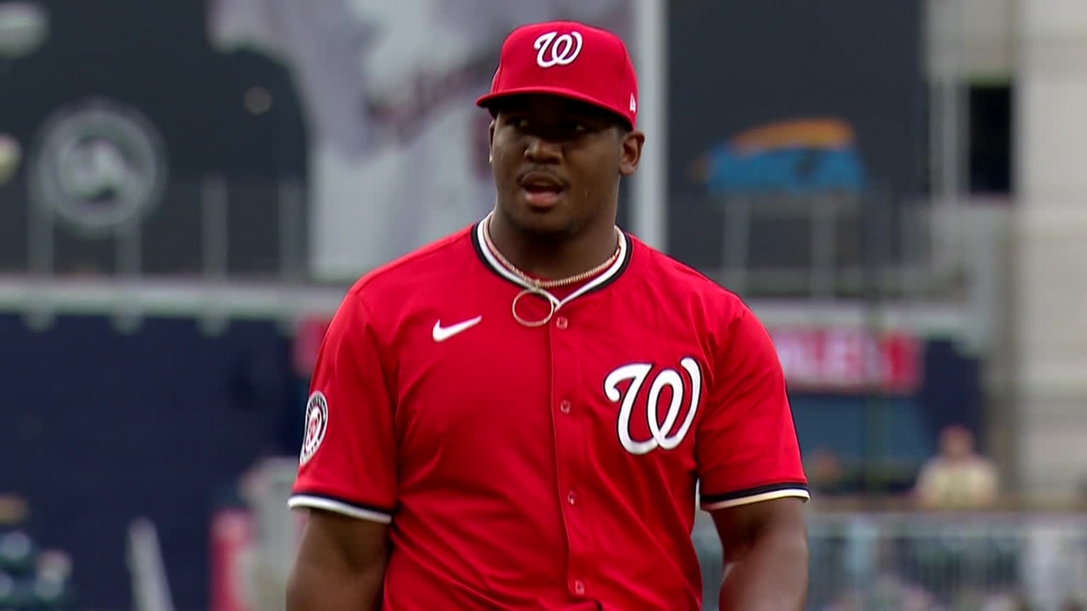 Jose A. Ferrer escapes the jam in the 7th