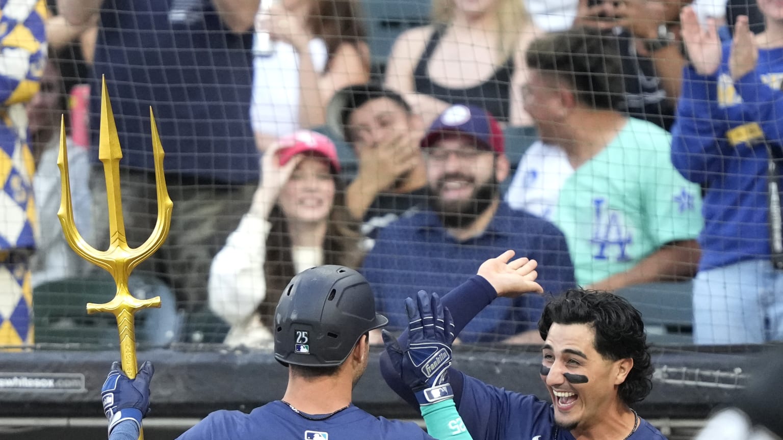 Mariners hit back-to-back-to-back homers in the 1st | 07/26/2024 ...