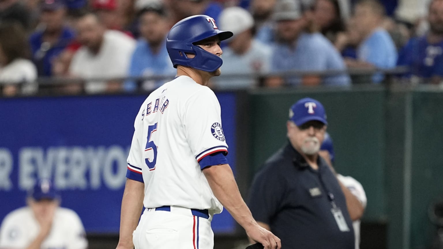 Corey Seager exits with injury in 2nd | 06/05/2024 | Texas Rangers