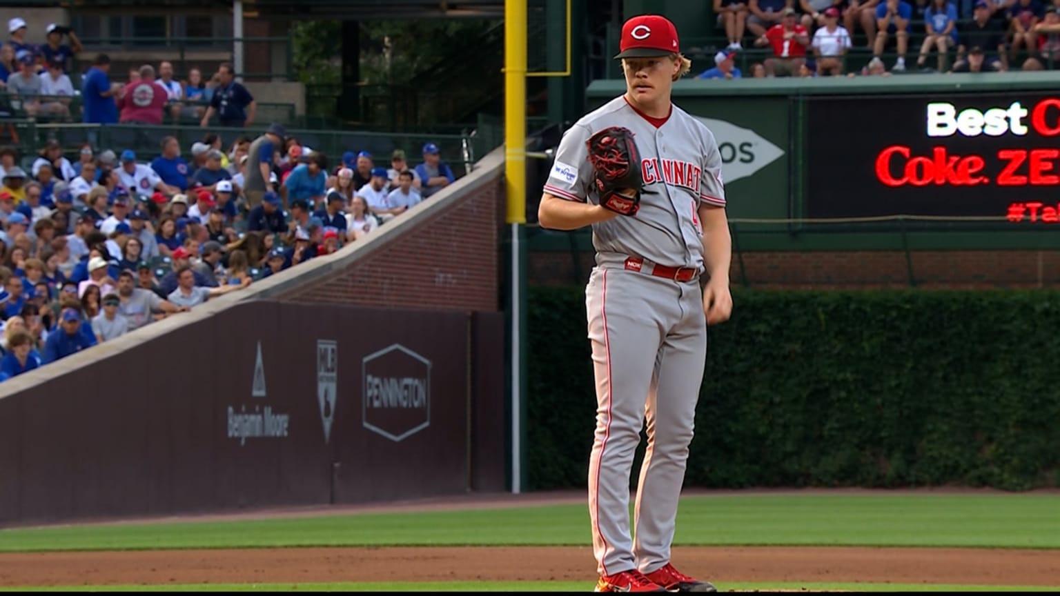 Abbott continues to shine with Cincinnati Reds in MLB