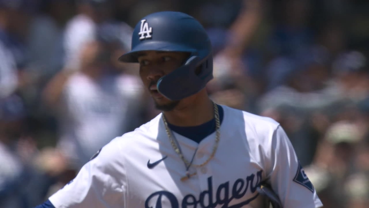 Mookie Betts' two-run triple | 04/30/2025 | Los Angeles Dodgers