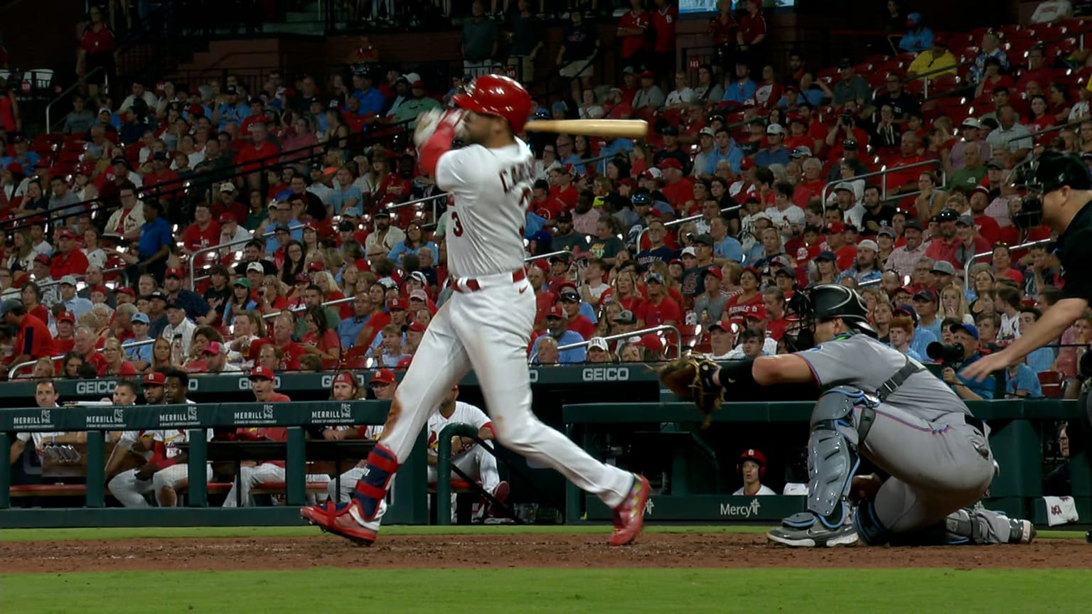 Dylan Carlson drives a game tying RBI hit to center 07/17/2023 St