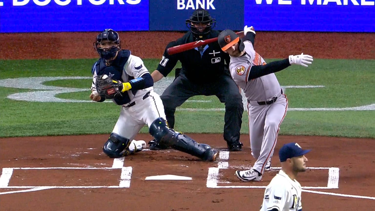 Shane McClanahan strikes out Taylor Ward | 18/05/2026 | Los Rays de ...
