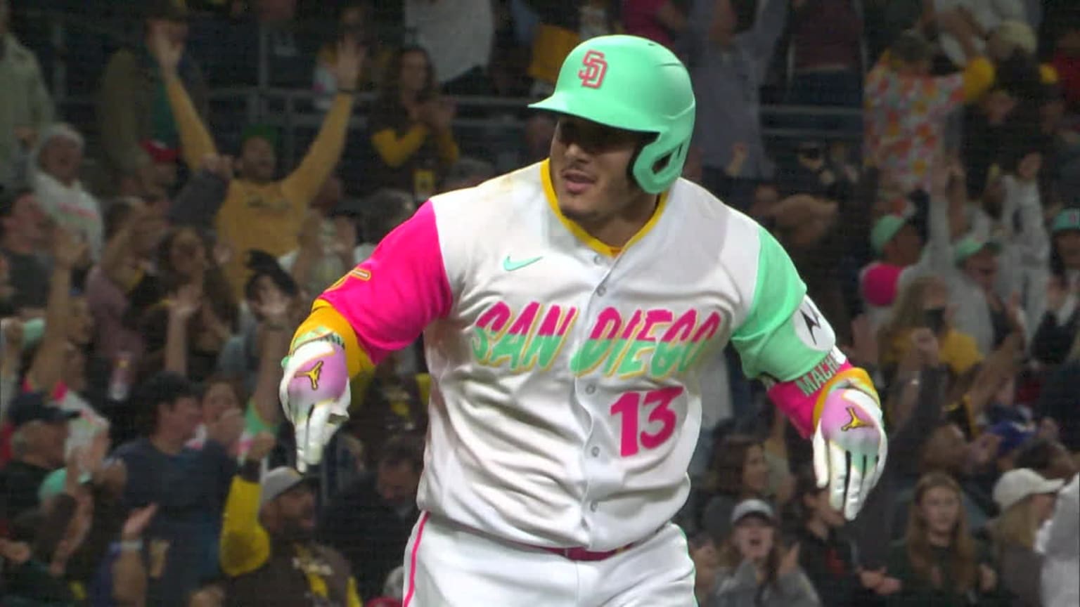 Manny Machado rips a two-run home run in the 8th | 09/22/2023 | MLB.com