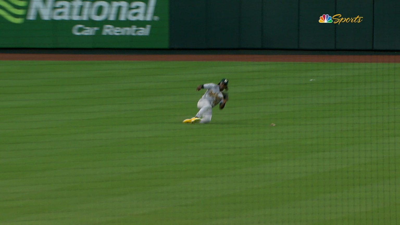 Butler makes a fantastic sliding play in center field | 08/14/2023 ...