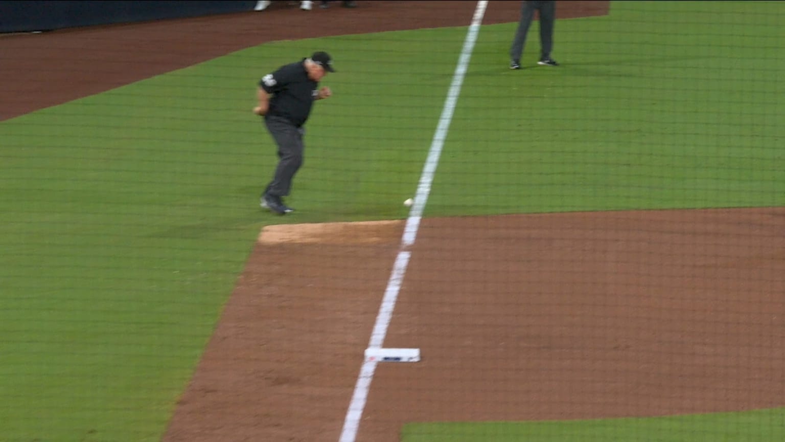 Foul ball call stands after review | 09/29/2026 | MLB.com
