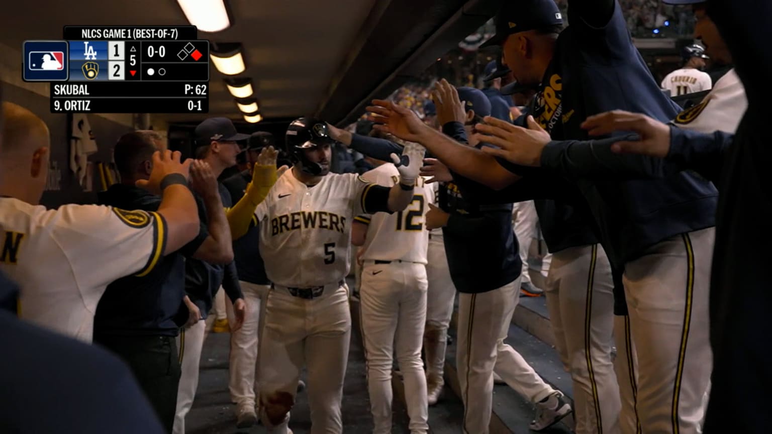 MLB India Call: Luis Lara's RBI single | 11/10/2026 | Lasmayores.com