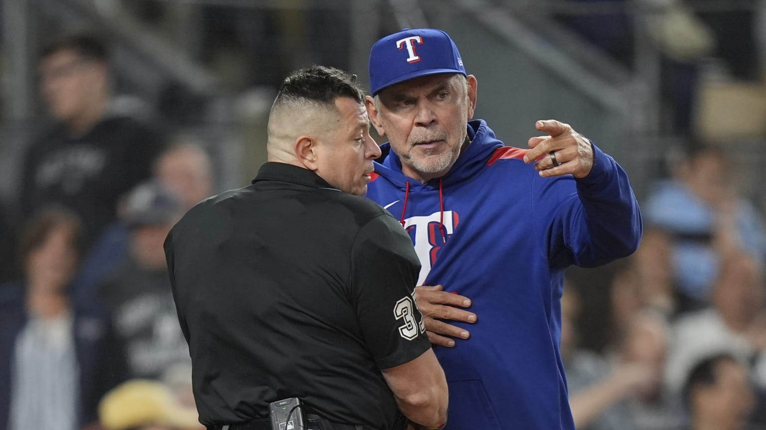 Bruce Bochy is ejected in the 6th | 05/20/2025 | MLB.com