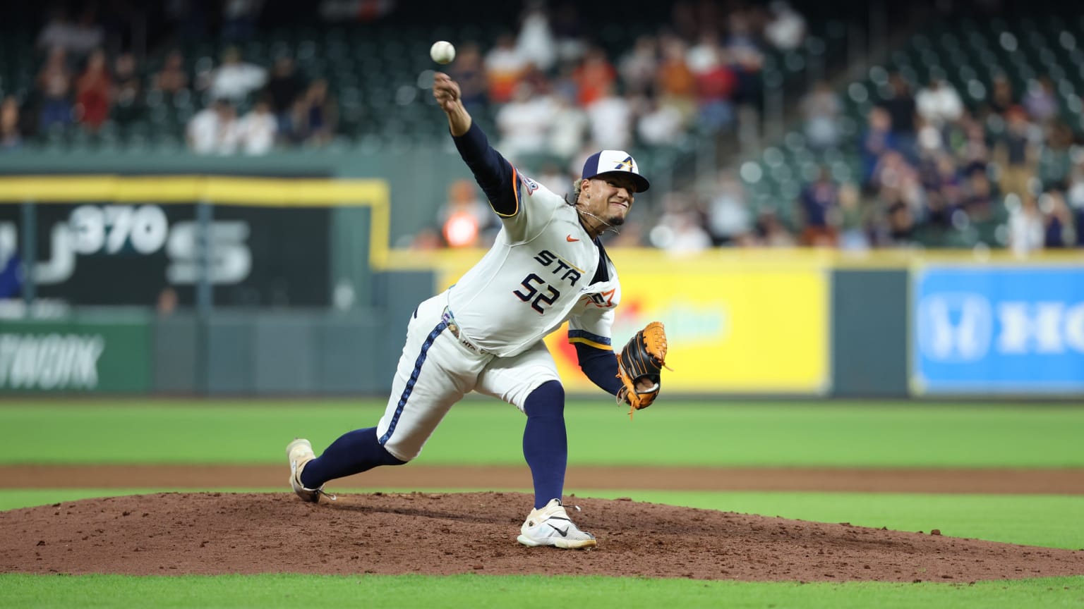 Bryan Abreu seals Astros' win with strikeout | 08/31/2026 | Houston Astros
