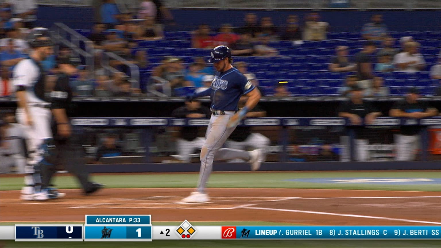 Luke Raley lifts a sac fly to right field | 08/29/2023 | Tampa Bay Rays