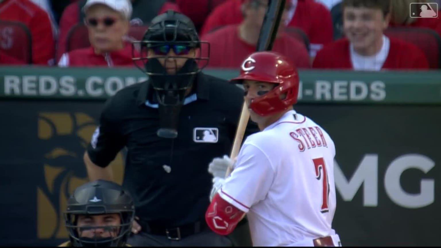 Spencer Steer of the Cincinnati Reds hits a single in the first