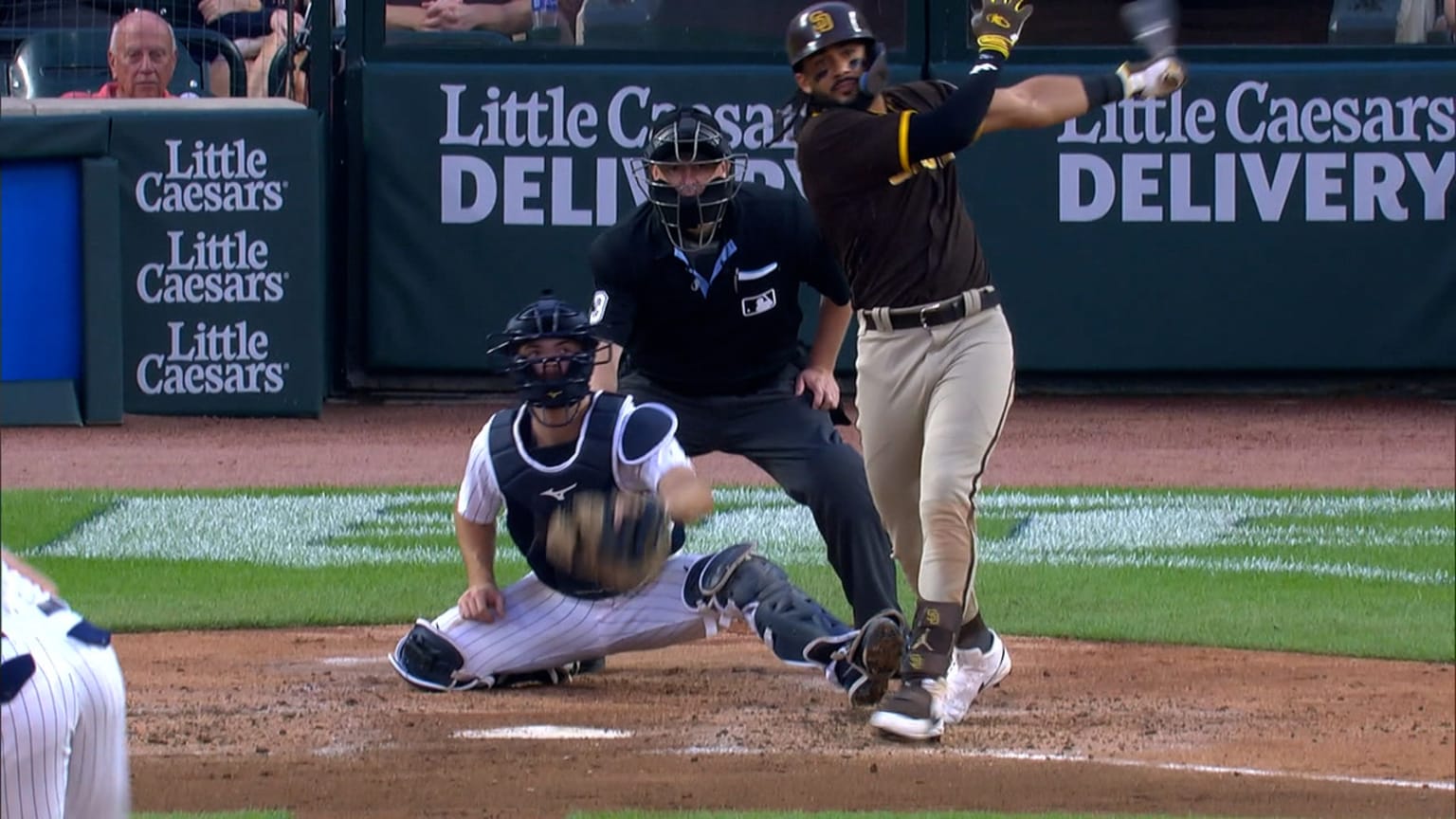 Fernando Tatis Jr. ropes an RBI double to left field | 07/22/2023 | San ...