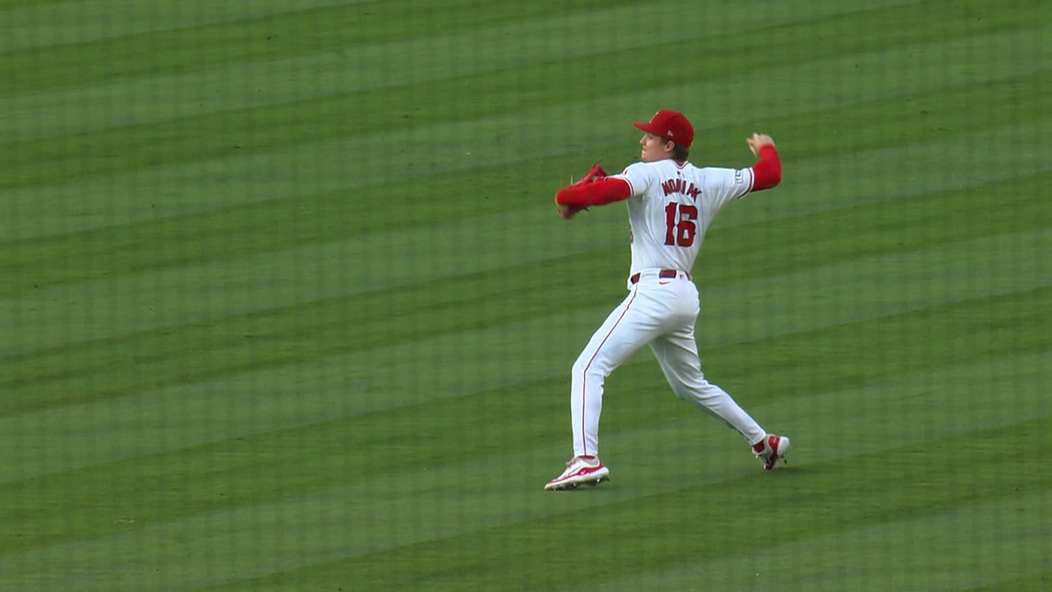 Mickey Moniak's outfield assist 07/11/2024 Los Angeles Angels