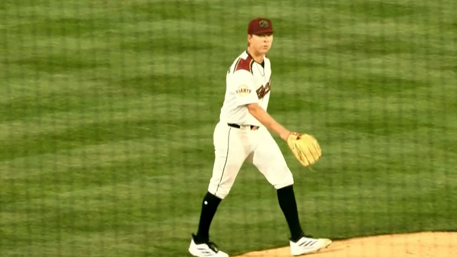 Kyle Harrison strikes out the side in the 4th | 03/29/2025 | MLB.com