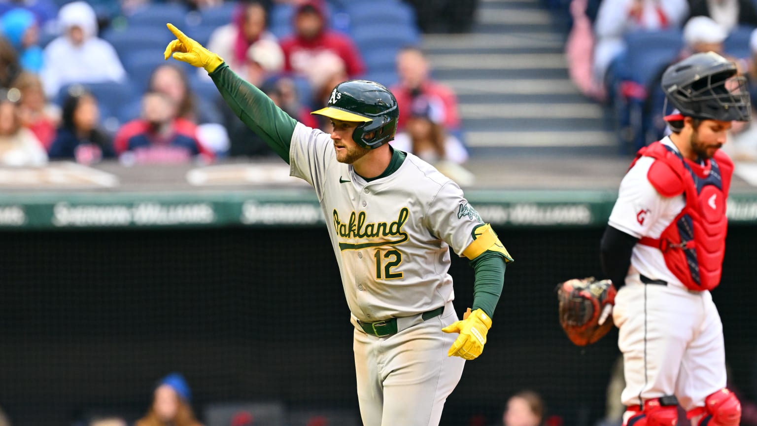 Max Schuemann's first Major League hit is a home run 04/20/2024