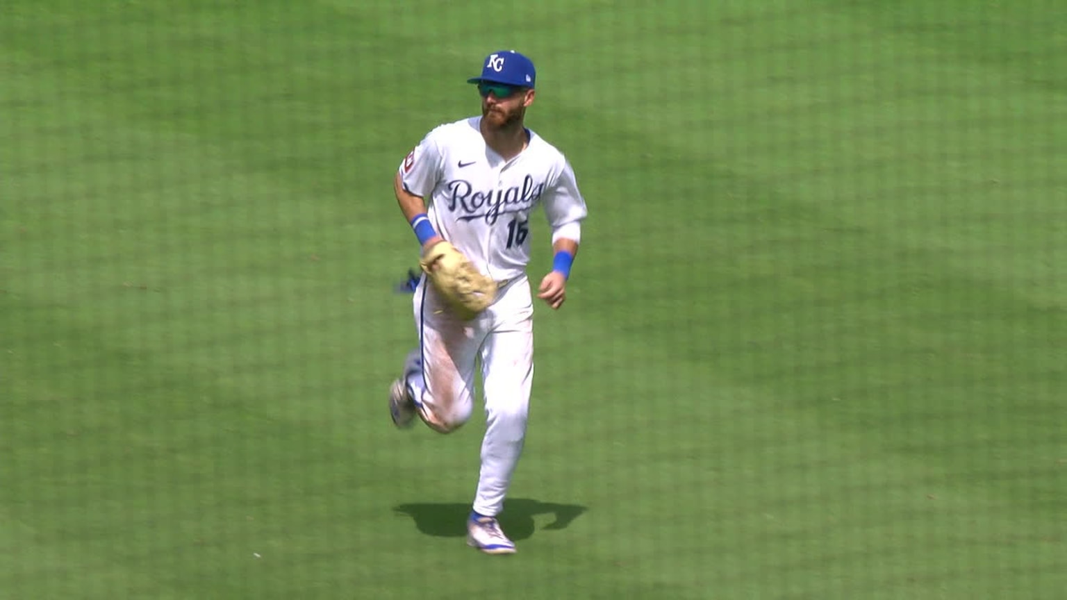 John Rave's slick sliding catch | 07/26/2025 | Kansas City Royals