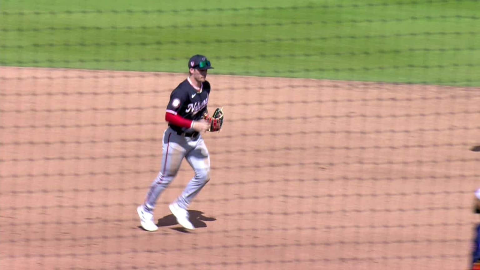 Dylan Crews lays out for impressive grab 02/27/2024 Washington