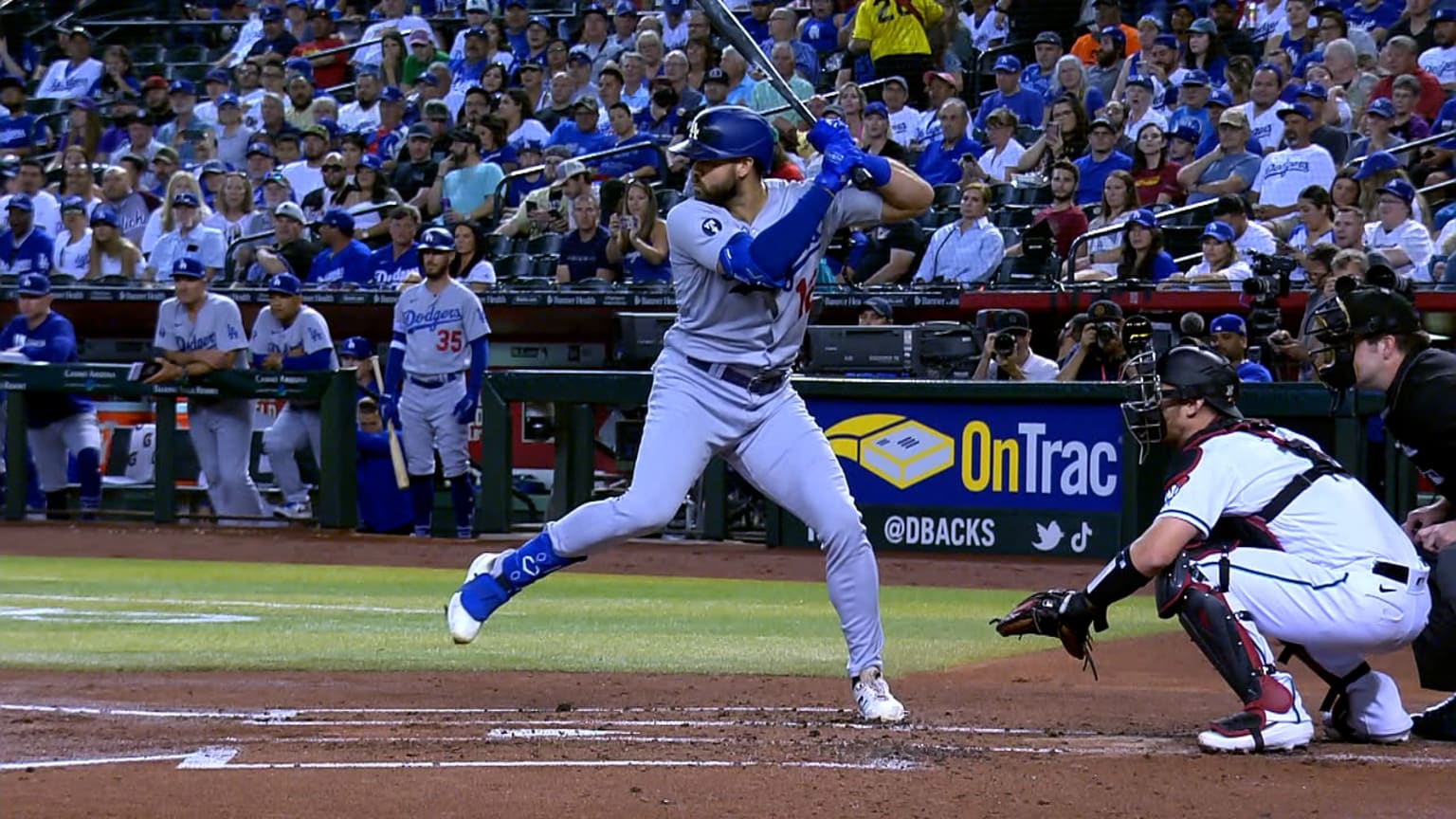 Joey Gallo rakes a two-run homer to center field | 09/13/2022 | MLB.com