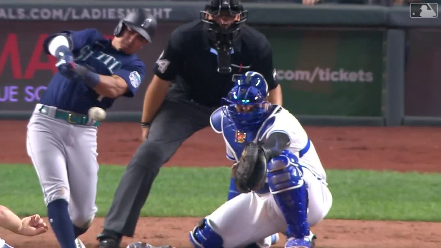 Josh Rojas ties the game in the 9th with RBI single | 08/14/2023 ...