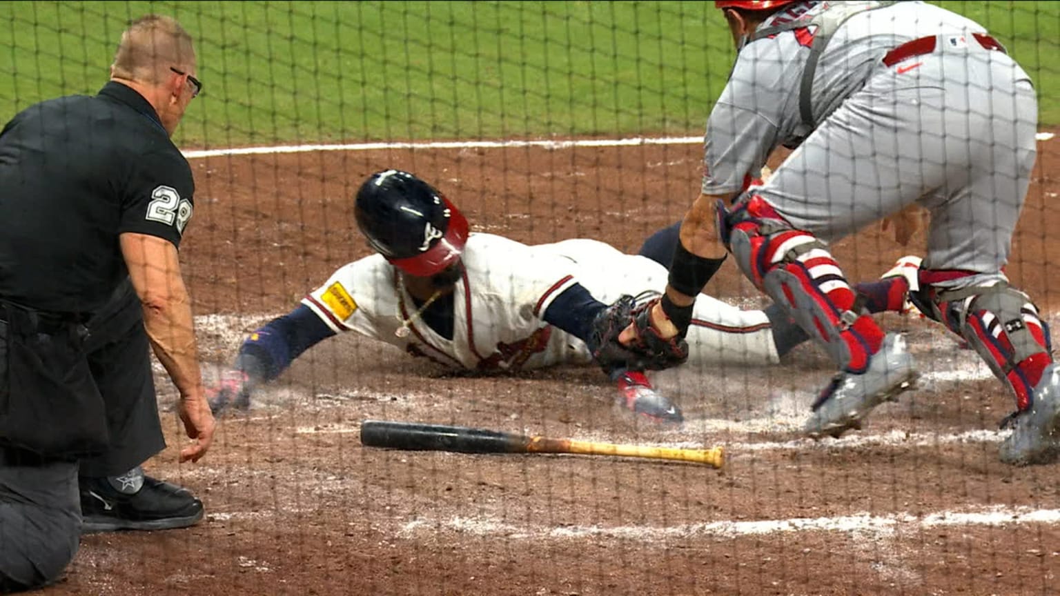 Mauricio Dubón's sacrifice bunt | 07/01/2026 | Atlanta Braves
