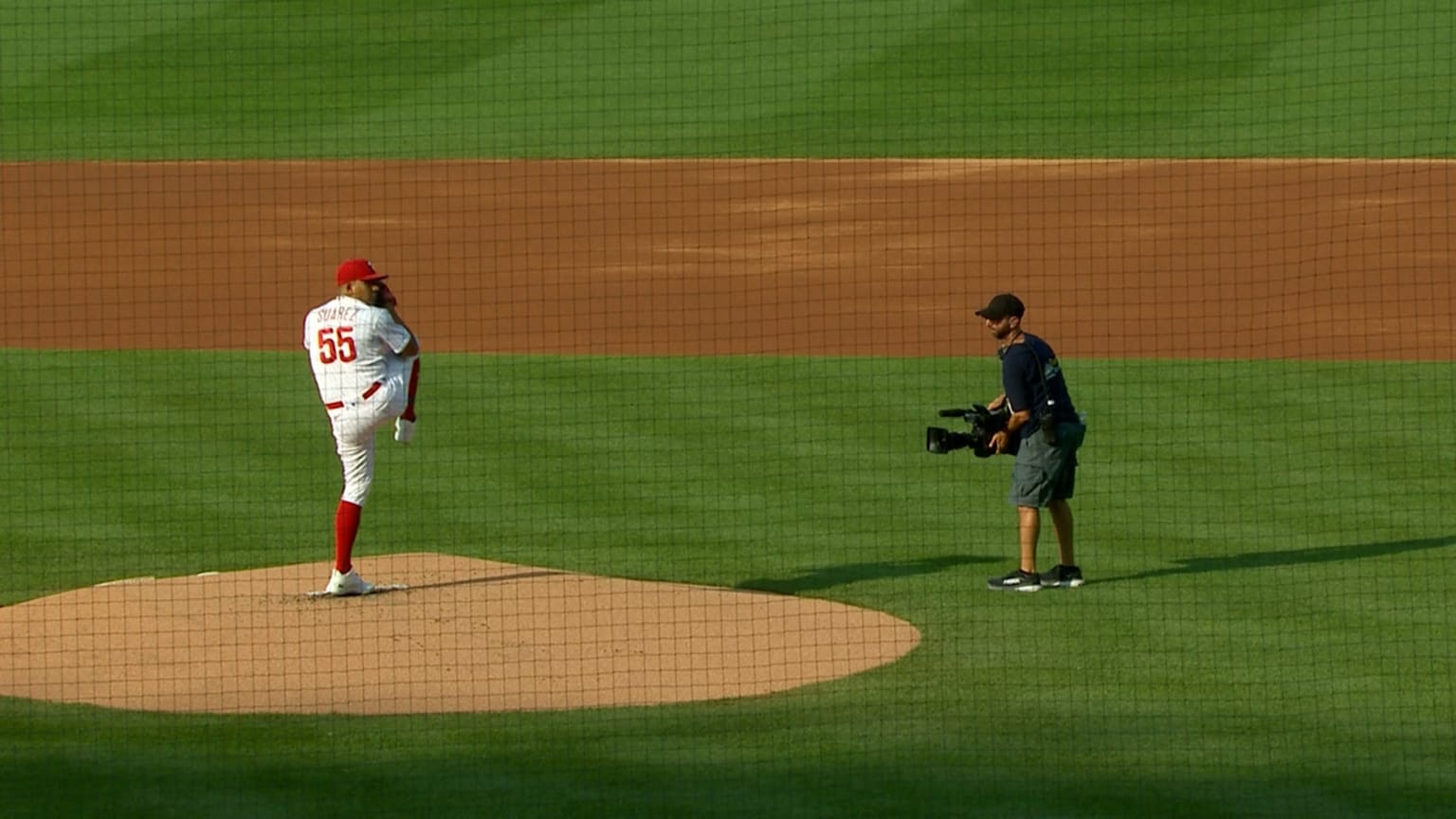 Ranger Suárez delivers six strong innings as Phillies down