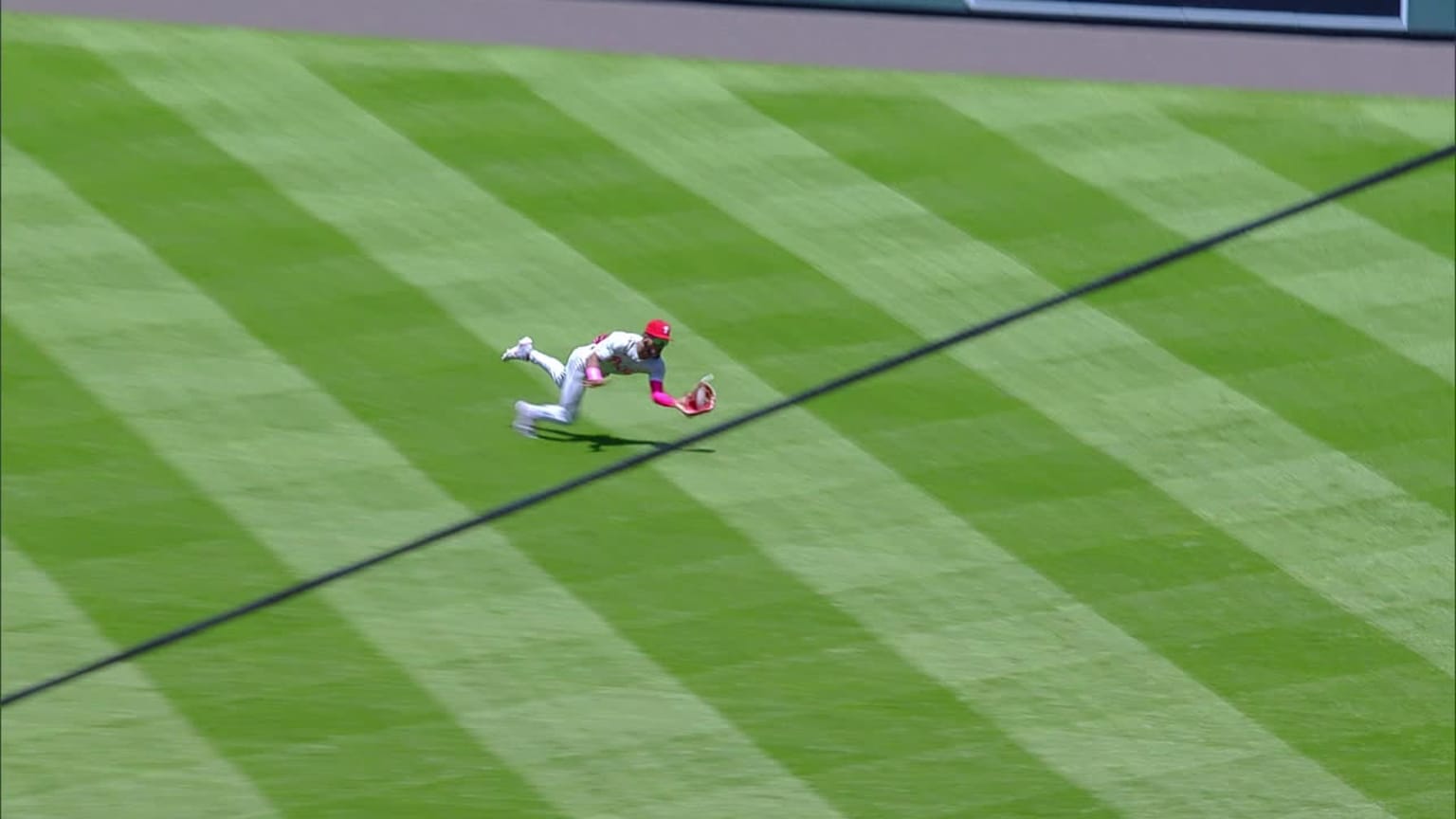 Johan Rojas makes a diving grab | 05/26/2024 | Philadelphia Phillies