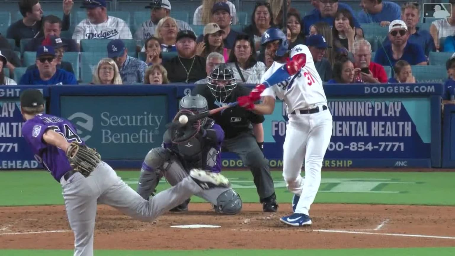 Amed Rosario slams a solo home run to left field | 08/12/2023 | Los