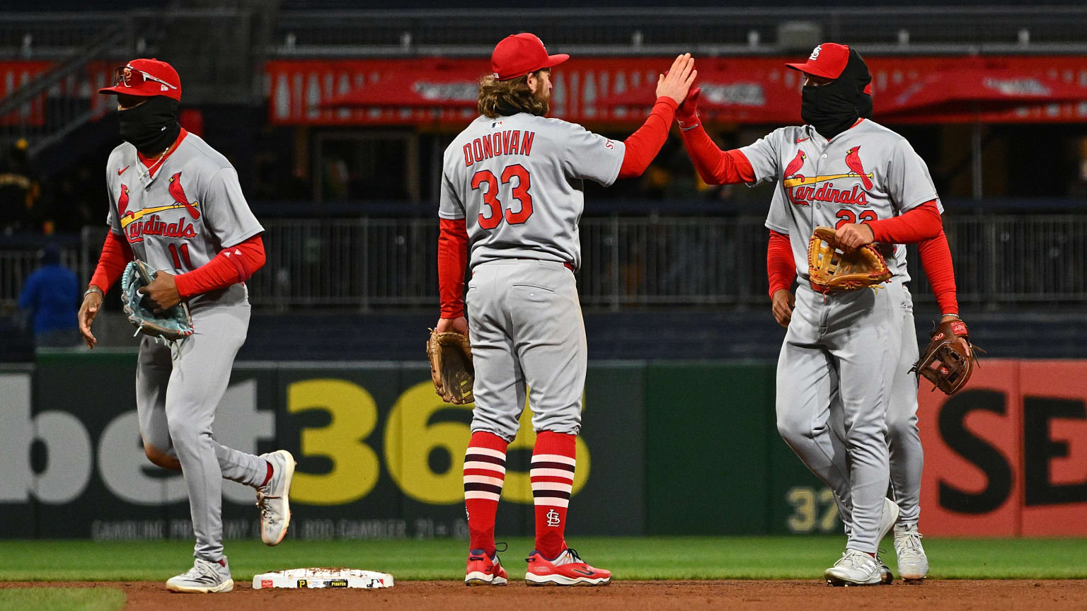 Phil Maton secures the Cardinals' win, 5-3 | 04/08/2025 | St. Louis ...
