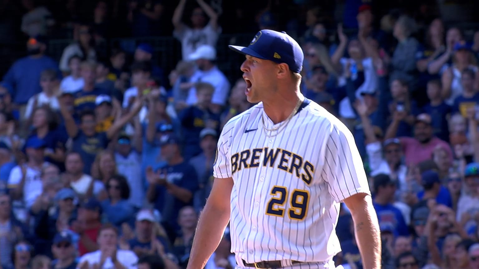 Trevor Megill K's the final out | 08/27/2023 | Milwaukee Brewers