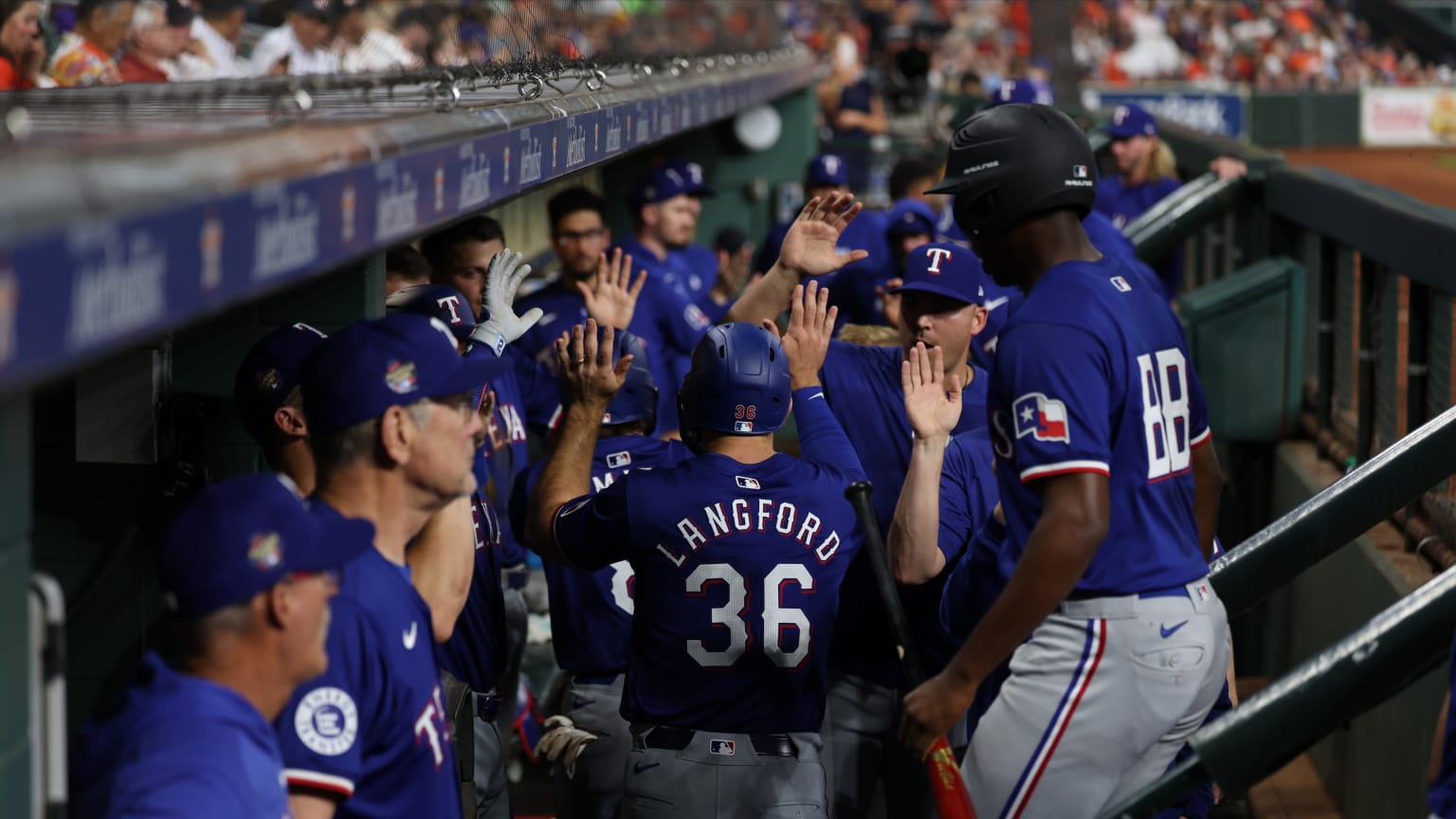 Rangers plate six in the 3rd inning | 04/12/2024 | Texas Rangers