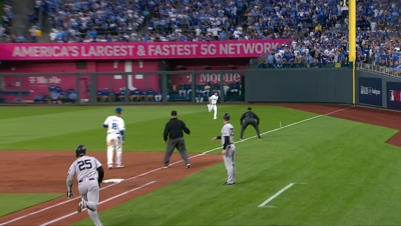 Gleyber Torres' foul ball stands after review 10/09/2024 Minnesota