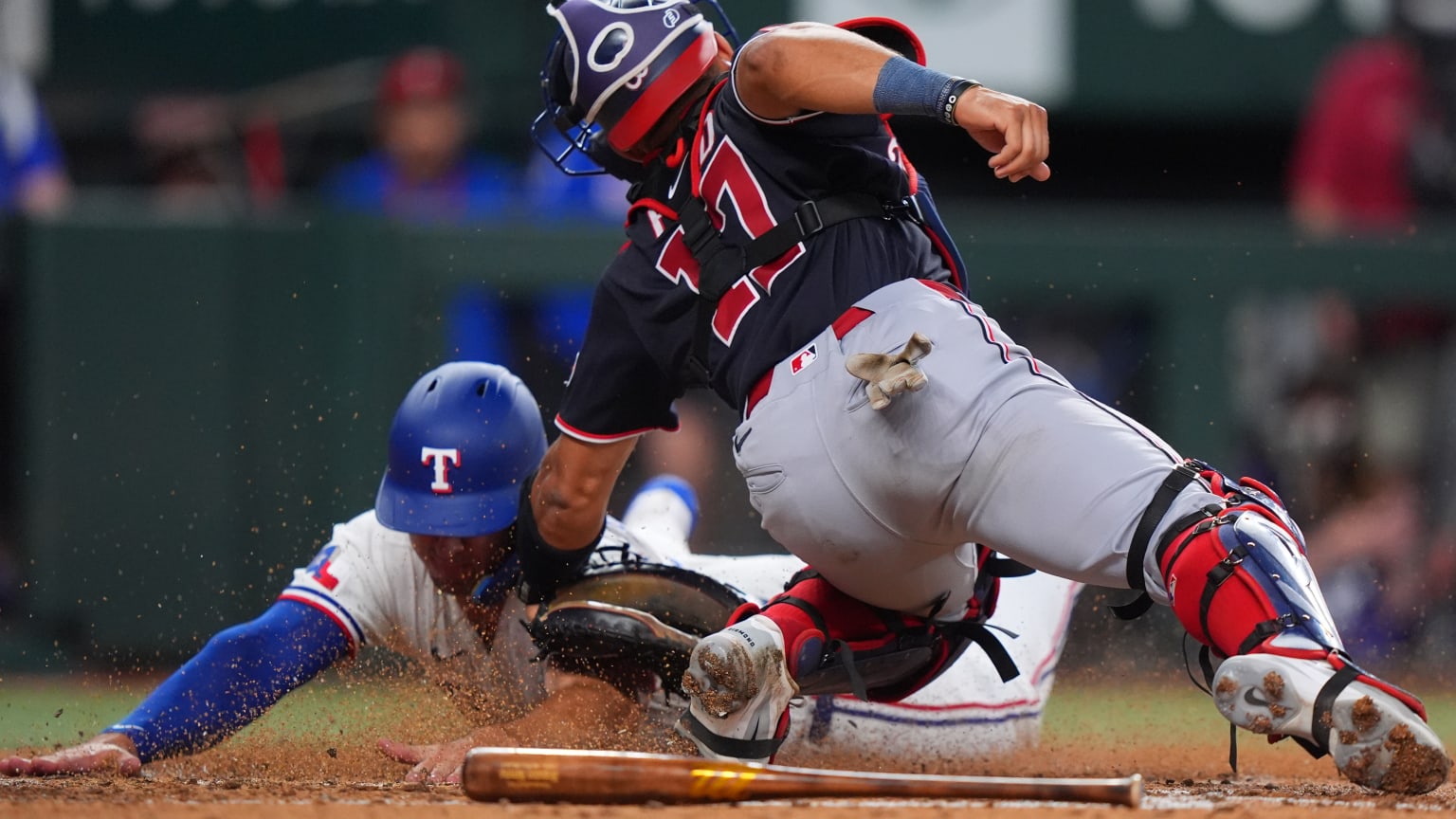 Wyatt Langford scores on fielder's choice | 08/18/2026 | Texas Rangers