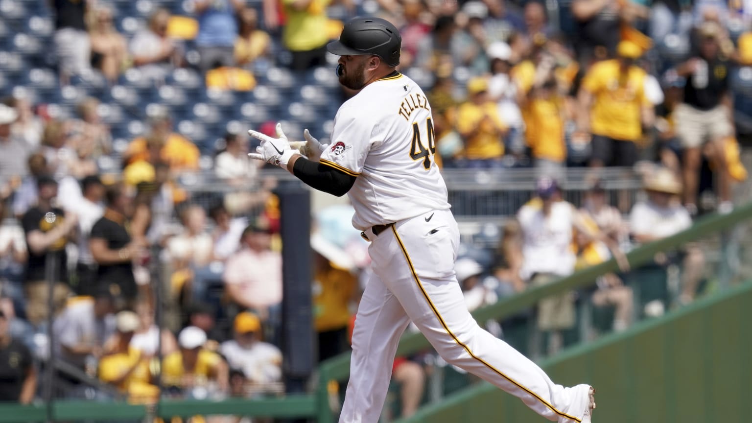 Rowdy Tellez's two-run homer (10) | 08/17/2024 | Pittsburgh Pirates