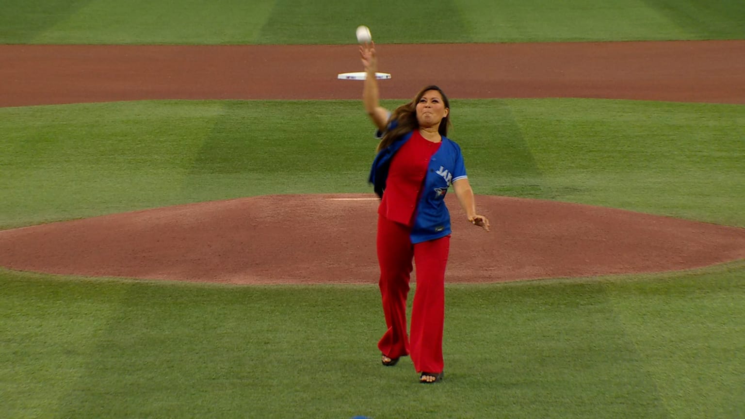 Hazel Mae throws out the first pitch