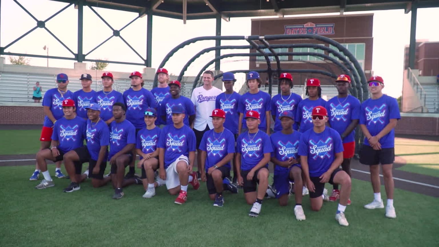 Corey Seager hosts clinic at Rangers Youth Academy | 08/18/2023 | MLB.com