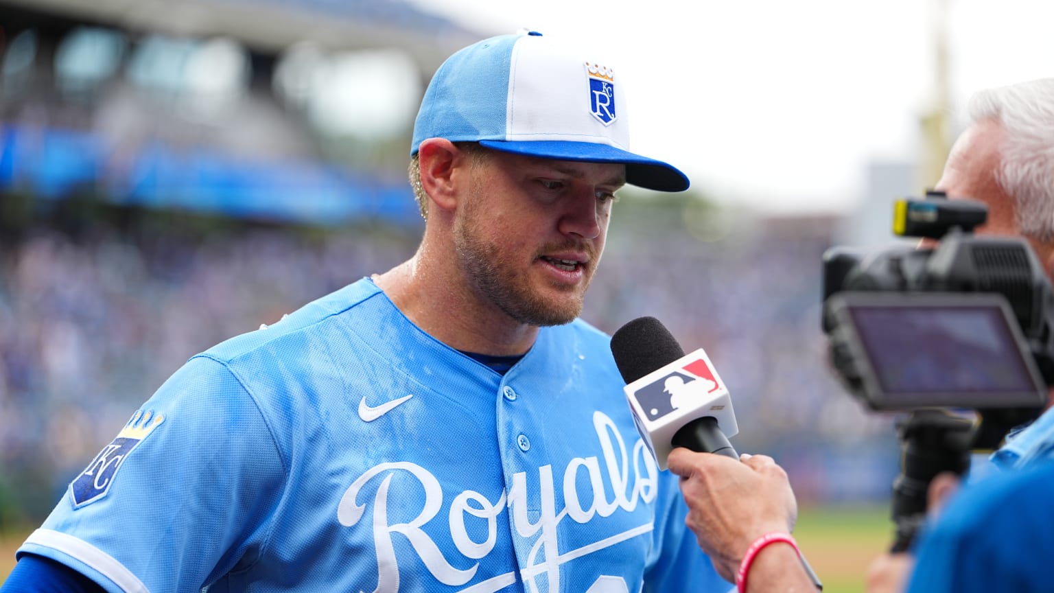 Stephen Kolek Delivers Dominant Complete-Game Shutout Against Mariners