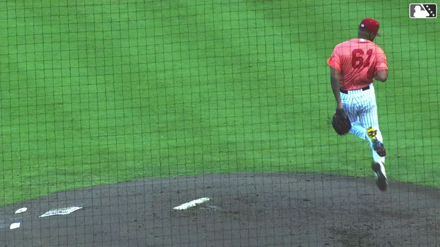 Braves No. 14 prospect Darius Vines' amazing catch 06/28/2024