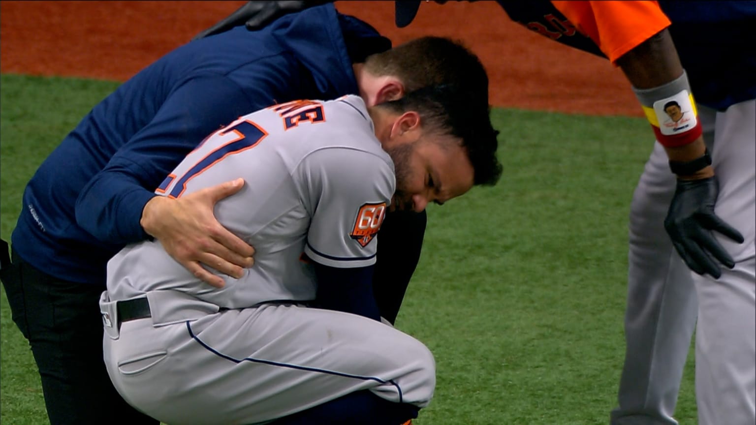Jose Altuve exits in the 5th after getting plunked | 09/21/2022 ...