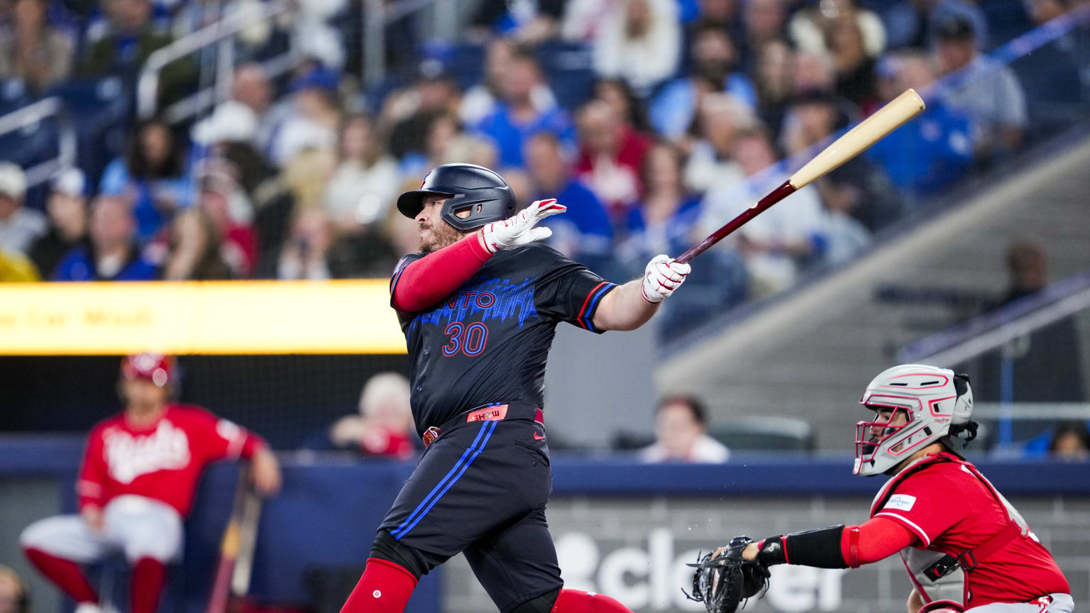 Alejandro Kirk's RBI double | 09/25/2026 | Toronto Blue Jays