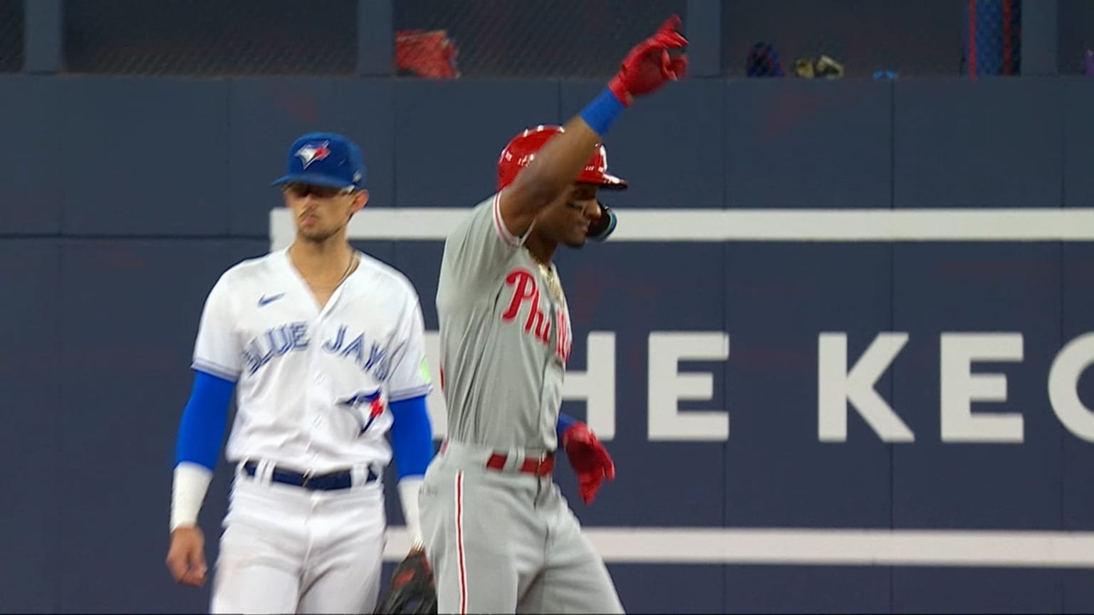 Johan Rojas gets the Phillies on the board in the 6th | 08/15/2023 ...